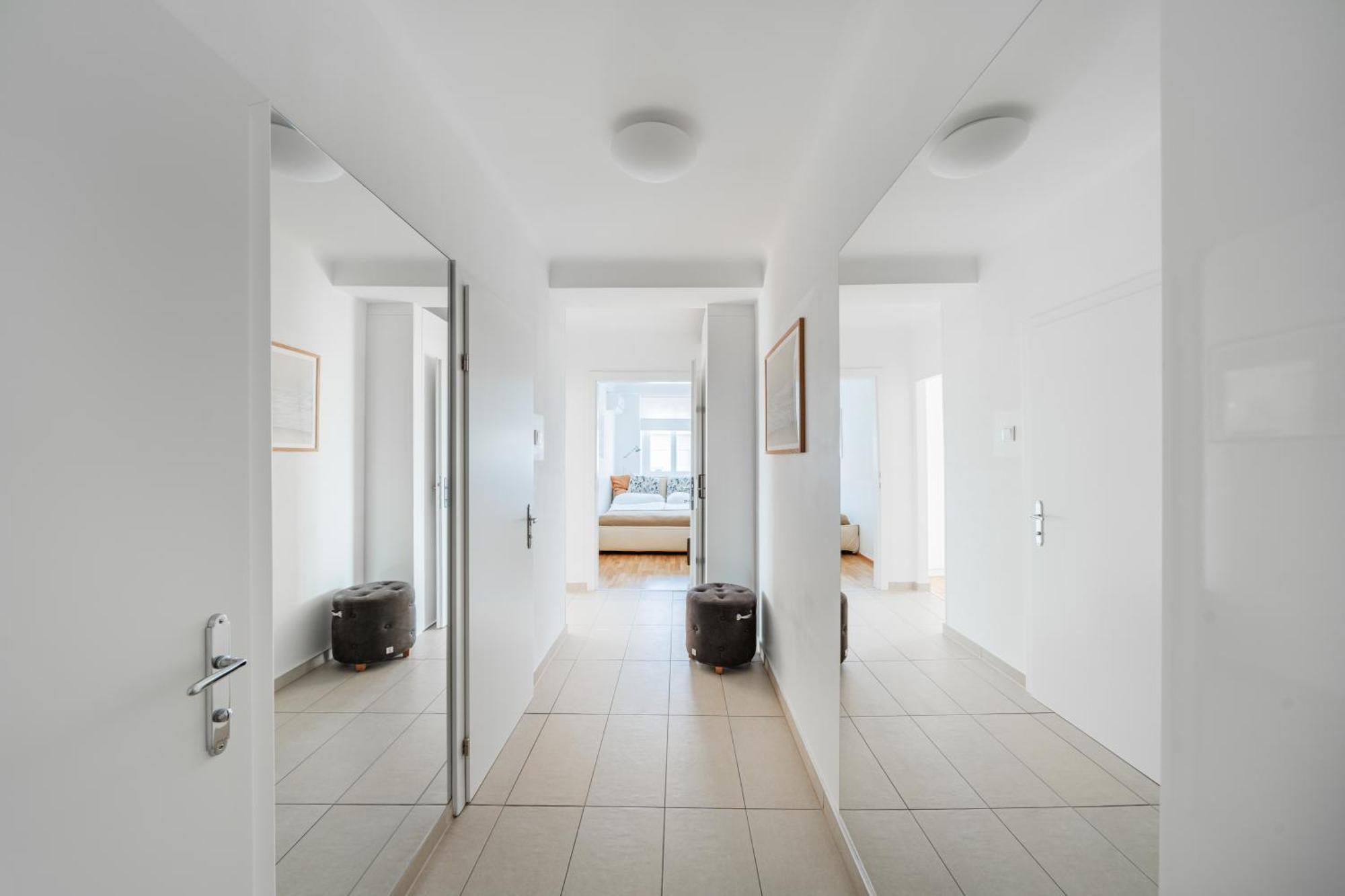 Central 60M2 Suite 10 Min Walk From Main Station Відень Екстер'єр фото