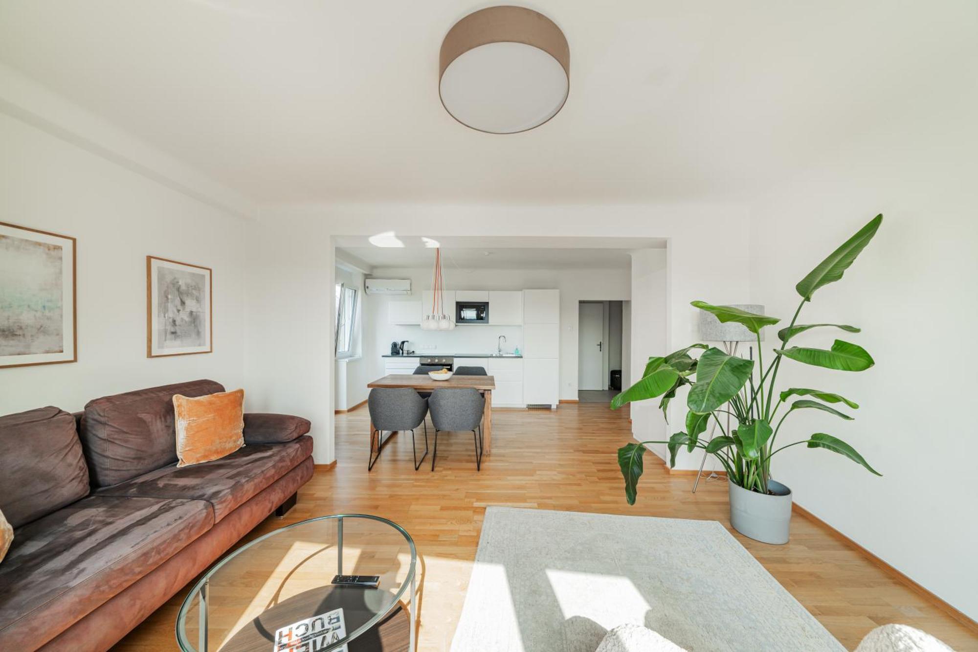 Central 60M2 Suite 10 Min Walk From Main Station Відень Екстер'єр фото